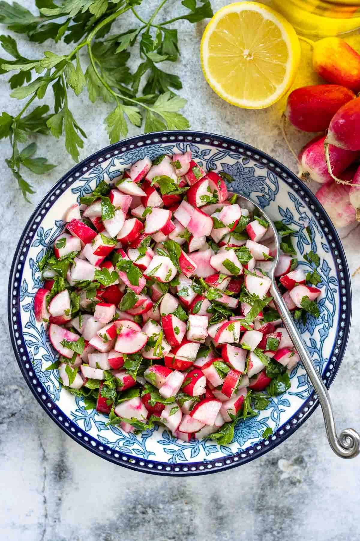 Radish Salad with Parsley: A Quick and Healthy Recipe