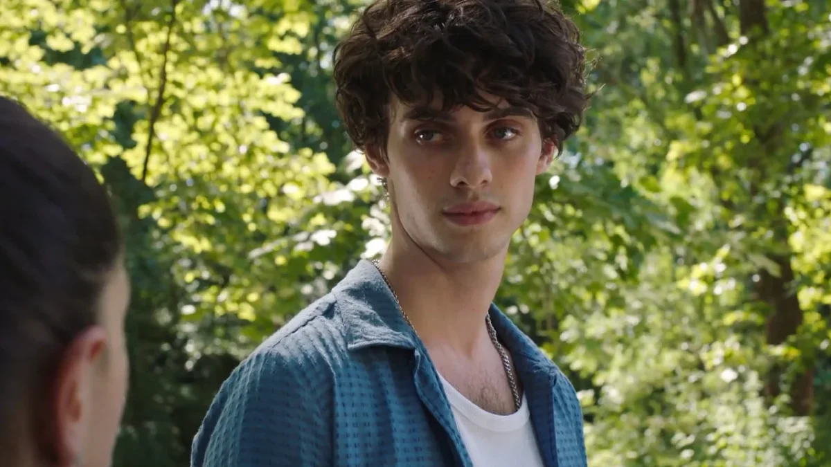 Ici tout commence: Loup Faces a Dilemma Between Bianca and Joséphine