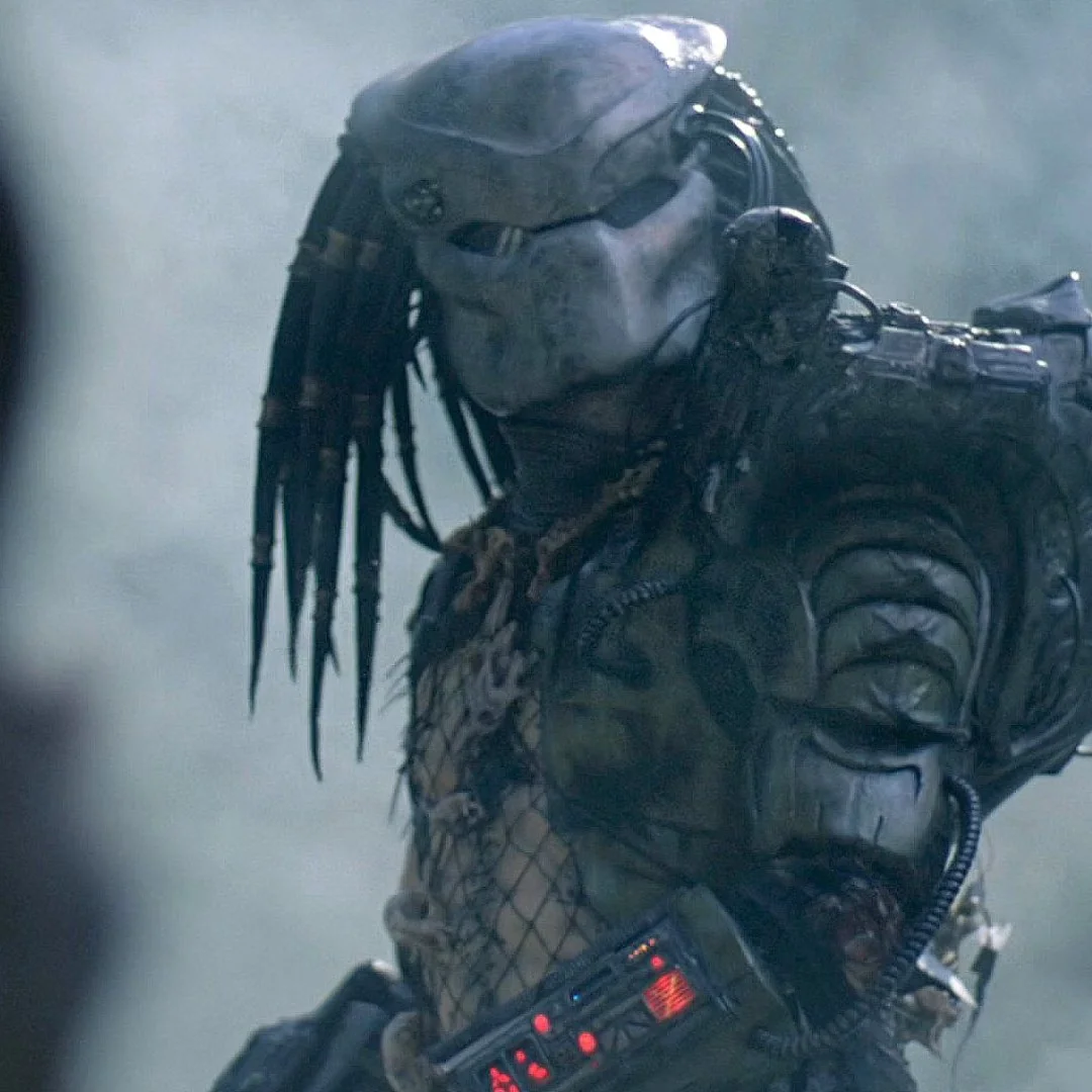 Unexpected Sci-Fi Crossover: Predator Takes on Iconic Cult Species