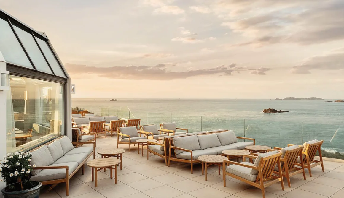 Discover the Emeria Dinard Hôtel Thalasso & Spa: A Retreat for Wellness and Longevity