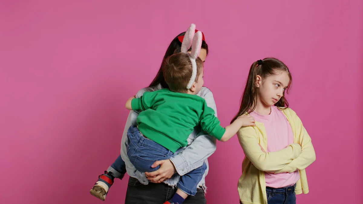 Navigating Sibling Rivalry: Understanding and Managing Jealousy Among Children